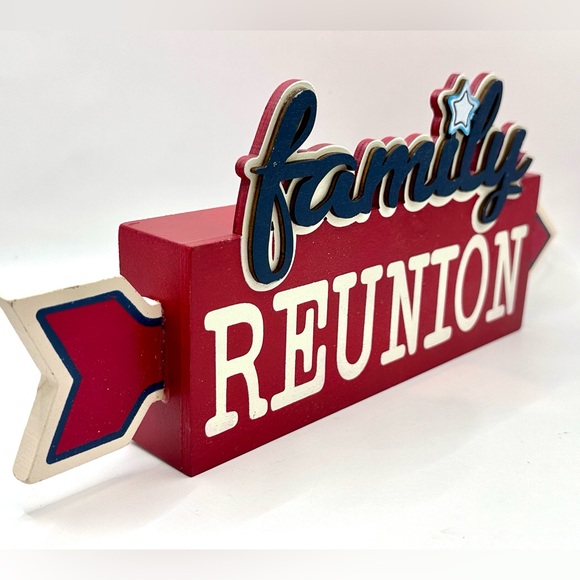Family Reunion Wooden Sign Tabletop Decor Plague 11” x 4” - Picture 2 of 3